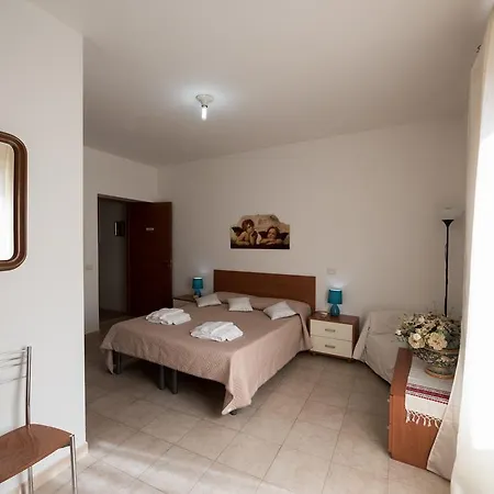 Bed & Breakfast La Rosa Antica 3*