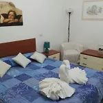 Alojamento de Acomodação e Pequeno-almoço La Rosa Antica 3*